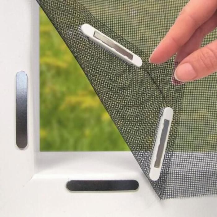 Moustiquaire de fenêtre avec fixation magnétique innovante Moustiquaire jusquà 150 x 130 cm découpable individuellement sans perç
