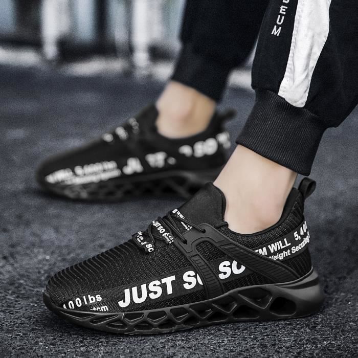 Baskets Homme Noires - Taille 43 - Sportives Neuf Sous Emballage