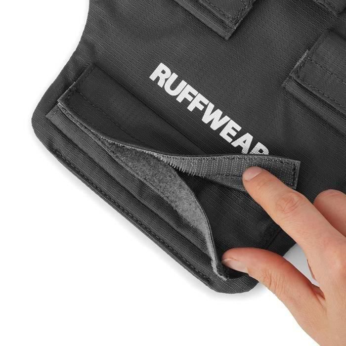 Ruffwear Protection de poitrail et de ventre pour chien, Compatible avec les harnais et sacs pour chien , Taille M, Gris (Twilight