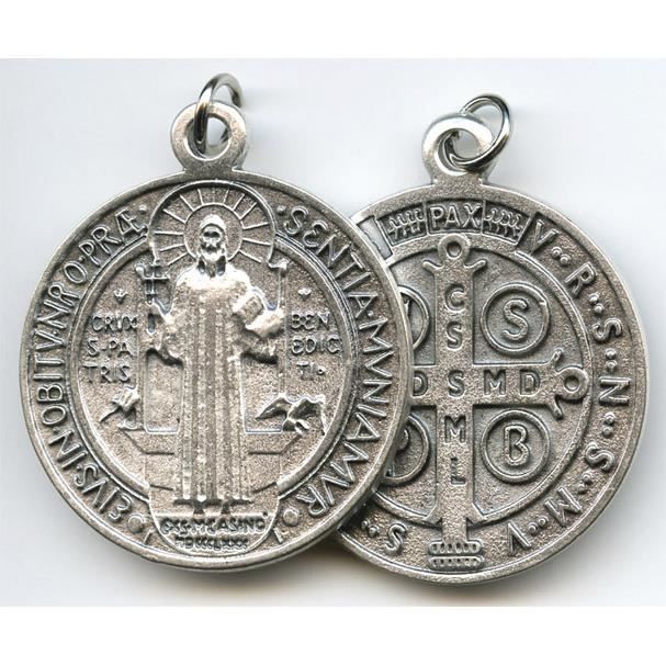 SAINT BENOIT PENDENTIF MEDAILLE METAL ARGENTE