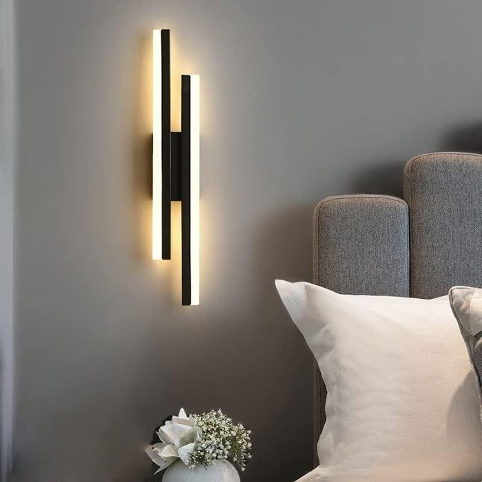 Applique Murale LED Intérieure Moderne Riserva 16W Noire Design Linéaire Créatif Blanc Chaud 48 cm Pour Salon Couloir Et