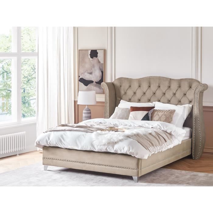 Lit double en velours taupe 180 x 200 cm AYETTE - BELIANI - Vintage - Beige - 2 places - A lattes