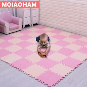 taf toys grand tapis d activites i love 150 x 110 cm 12175 cdiscount puericulture eveil bebe