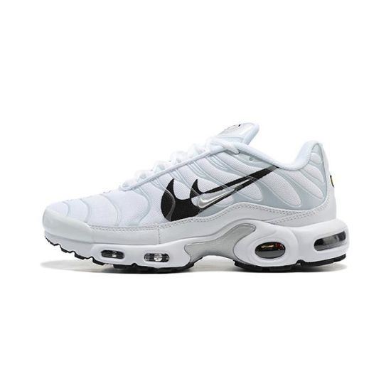 Tn double nike store