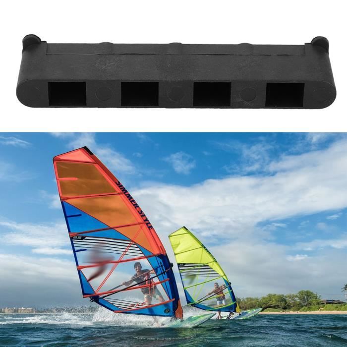 La meilleure combinaison pour la planche à voile selon les saisons