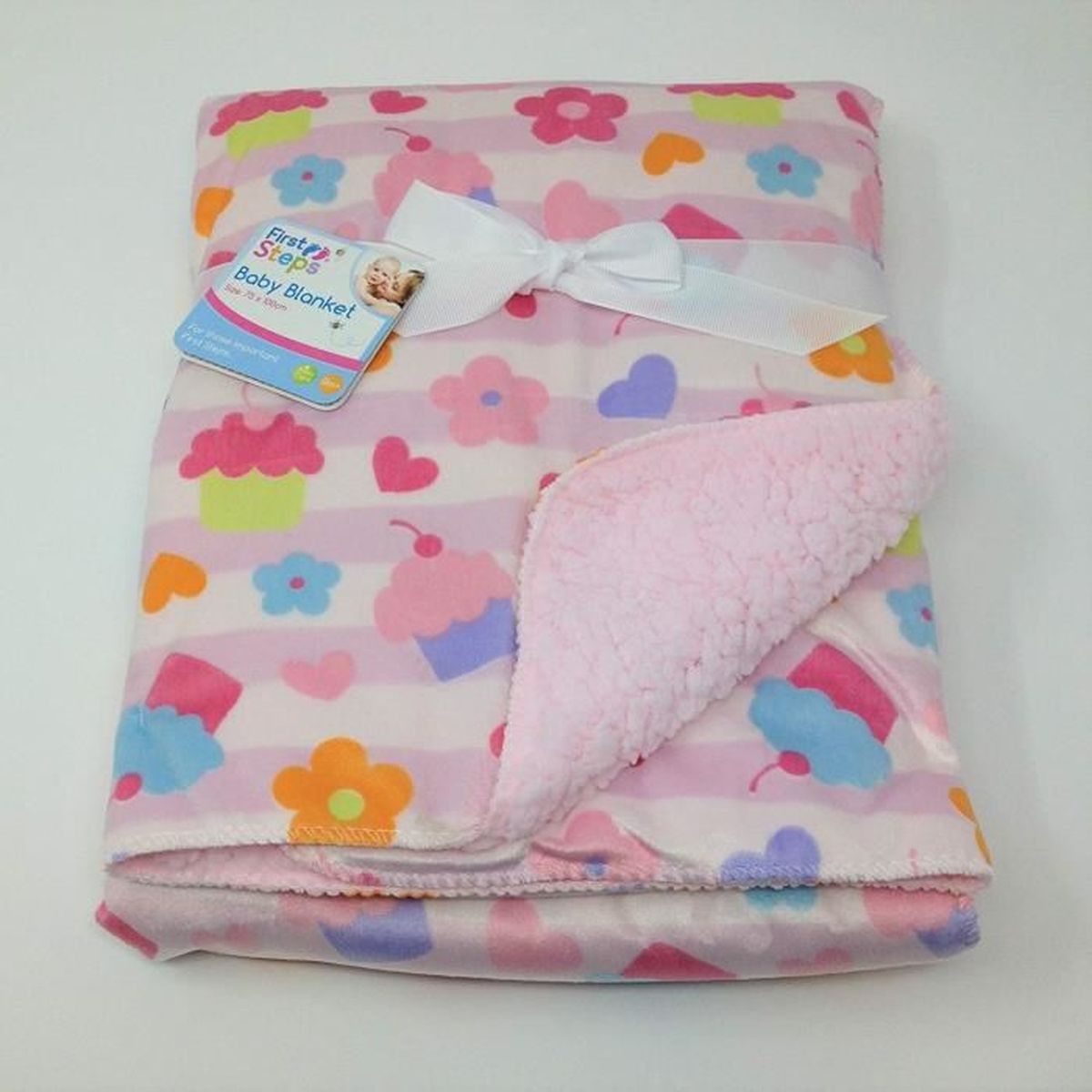 Couverture Deluxe Pour Bebe Velours Et Sherpa Couvre Lit Berceau Fille Cupcake Rose Cdiscount Pret A Porter Couverture Deluxe Pour Bebe Velours Et Sherpa Couvre Lit Berceau Fille Cupcake Rose Cdiscount Pret A Porter