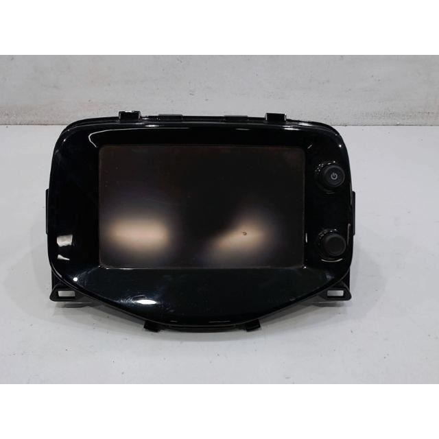 PIECES AUTO D'OCCASION - - KIT D'INSTALLATION D'AUTORADIO - AUTORADIO PEUGEOT 108 - E1-342266
