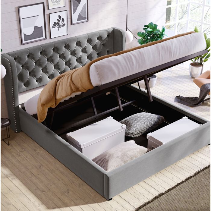 Lit coffre 140 x 200 cm EVRYAE avec ouverture hydraulique sommier à lattes inclus velours gris tête de lit 99 cm