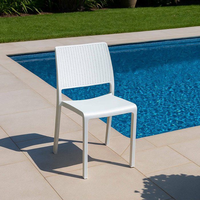Chaise dExtérieur Revo Dmora en Plastique Blanc Chaise dExtérieur Revo Dmora en Plastique Blanc