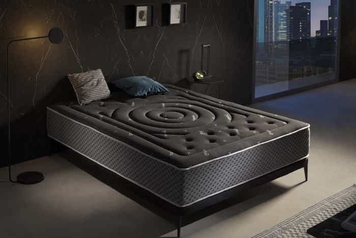 Matelas MOONIA Premium Black Multizone - Mousse HR - 12 zones de repos - 160x190 cm
