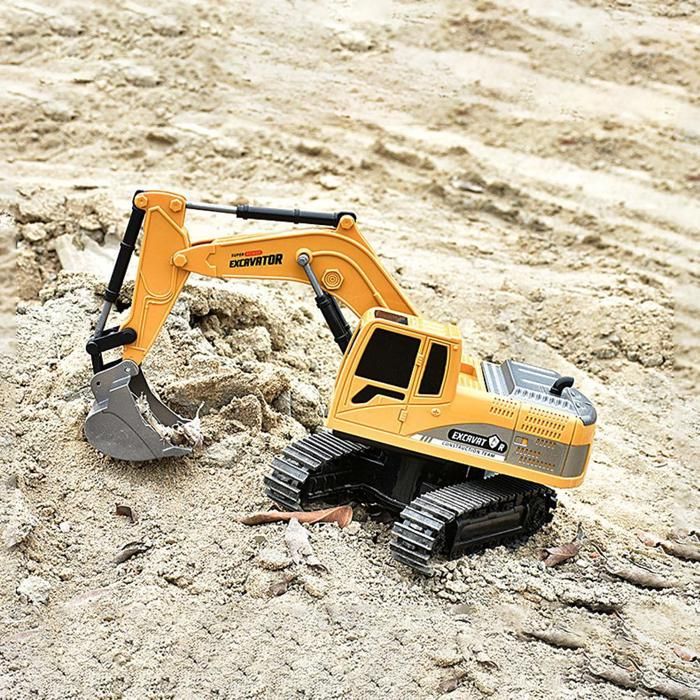 Excavatrice RC 1:18 – 13 Canaux – Rotation 680° – Godet En Alliage – LED Et Spray – 50 Min D’autonomie – Dès 8 Ans