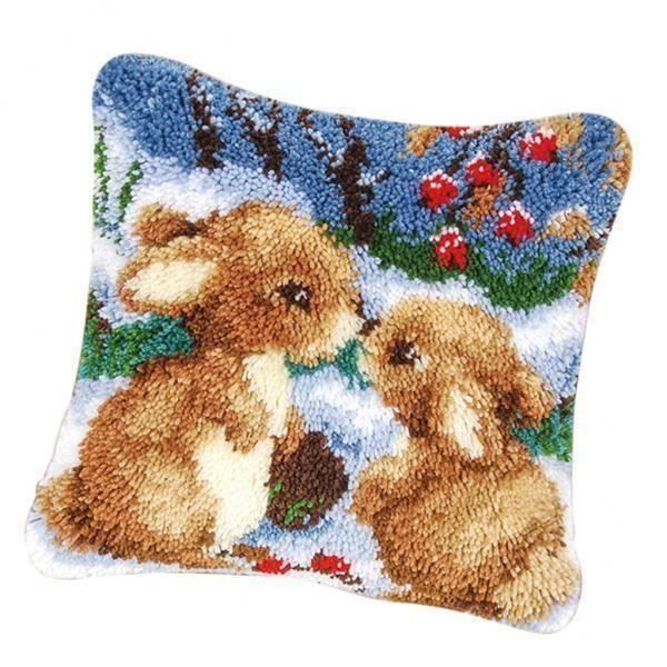 Baker Ross Kit Couture Coussins Lama (x2) – Broderie Débutant Avec Feutrine Pré-découpée – Activité Manuelle Enfant Dès 5 Ans