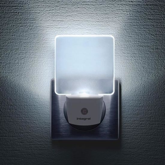 Babymoov Veilleuse Murale LED Eco-consommation, Plastique, Blanc :  : Luminaires et Éclairage