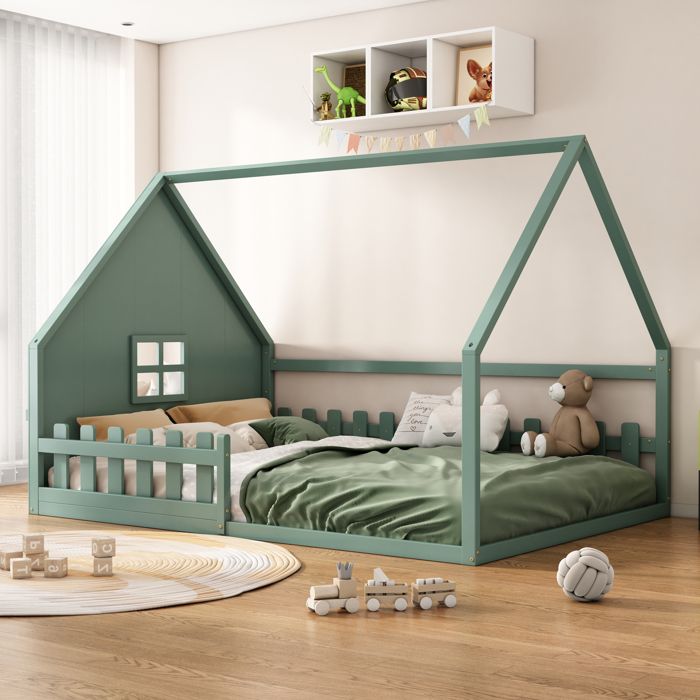 Lit cabane Enfants 140x200 cm avec Barriere lit Montessori avec Sommier à Lattes Lit denfant en Bois de pin - vert