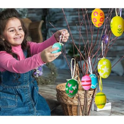 Dellyy – 24 Oeufs De Pâques En Plastique Doré – 6 X 4 Cm – Avec Rubans – Décoration Intérieur/Extérieur, Chasse Aux Oeufs