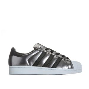 superstar femme noir brillante