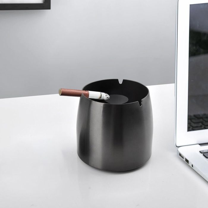 Grand cendrier avec cache-cigarette, cendrier coupe-vent sans fumée et sans  goût en acier inoxydable, adapté à la table de bureau