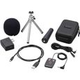 Zoom APH-2N Pack d'accessoires pour H2n comprenant : adaptateur secteur, support trépied de table, bonnette mousse, câ-0
