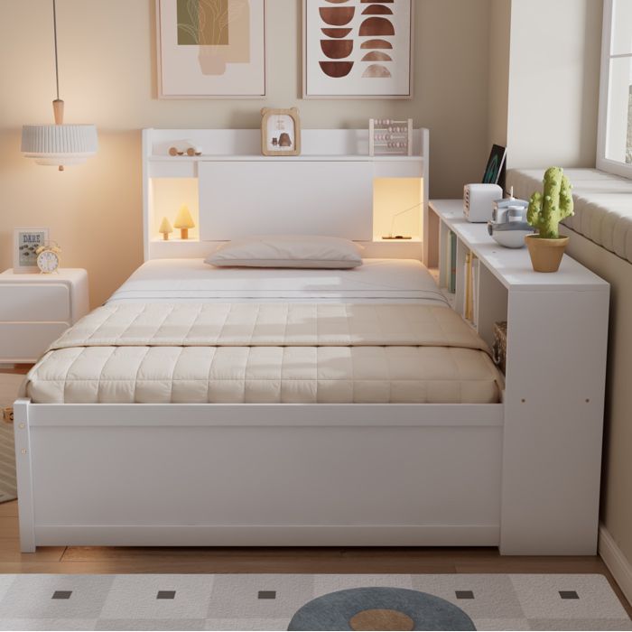 Lit simple blanc 90×200 cm avec rangement tête de lit étagère 2 lampes prise de charge sommier inclus