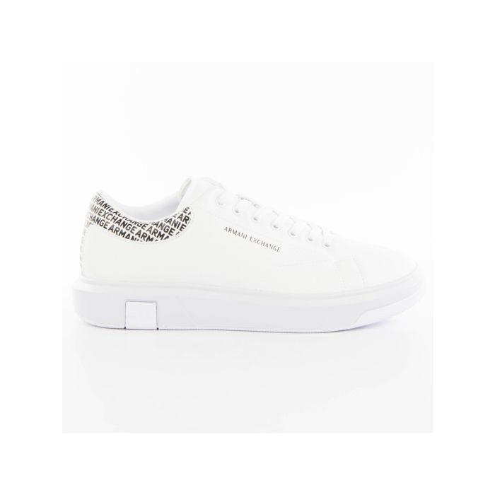 Armani Exchange Basket Armani Exchange Homme Tennis AX Blanc cuir