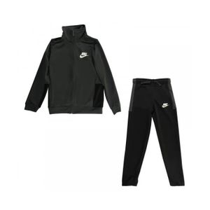 ensemble nike ado
