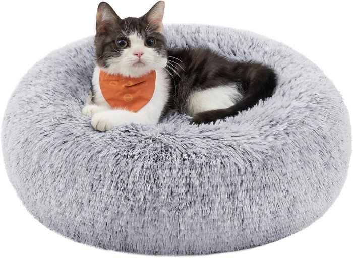 Comparer les prix de Panier pour Chien Chat, Canapé, Coussin Central Amovible et Lavable, Tissu Peluche Doux, Ø50 cm, Gris Clair