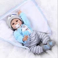 bébé reborn garçon poupée la tête et les membres en Silicone le corps en cotton jouet d'enfant cadeau idéal 55CM