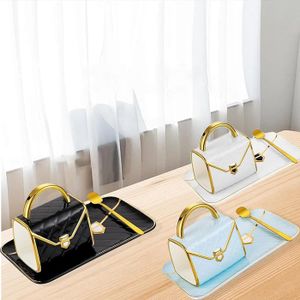 Lot De 4 Tasses à Café Céramique – Forme Sac à Main – Thème Mariage / 4th July – Neuf