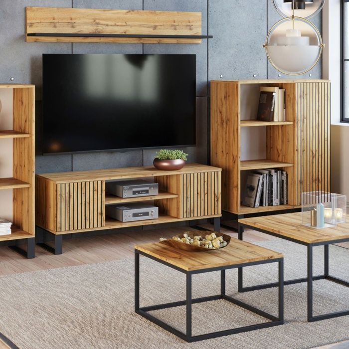 Meuble TV FOCUS L 135 x P 40 x H 49cm Armoire TV chêne doré pieds métal loft