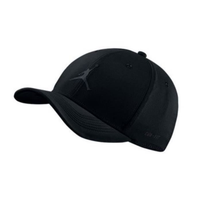 casquette nike metal swoosh noir jordan