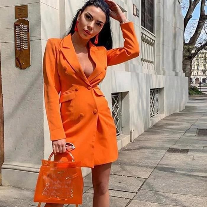 robe courte boutonnée devant