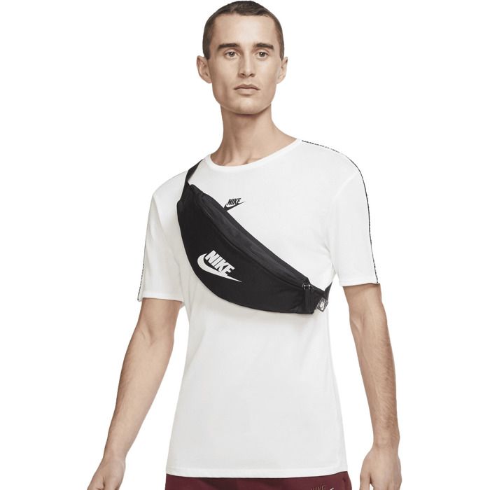 Sac banane - NIKE - Heritage Waistpack DB0490-010 - Polyester résistant - Zippée - Mixte Sac banane - NIKE - Heritage Waistpack DB0490-010 - Polyester résistant - Zippée - Mixte