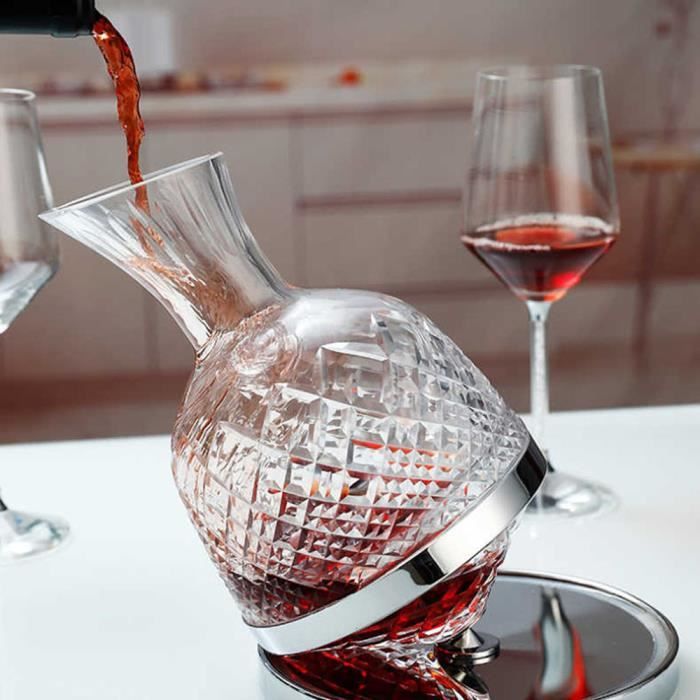 Décanteur de vin rouge en verre lointain, outils luxueux de bar de