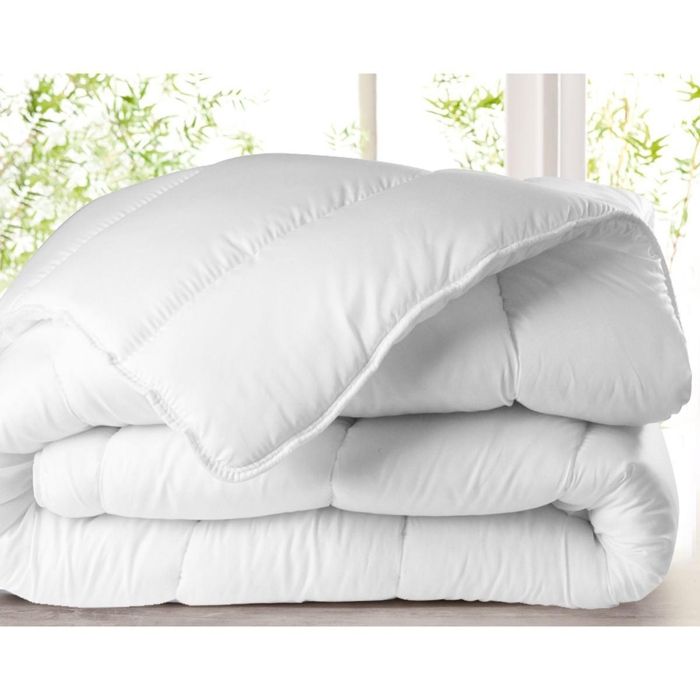 CDaffaires Couette 2 personnes 260 x 240 cm 400 grammes polyester uni anti acarien premium