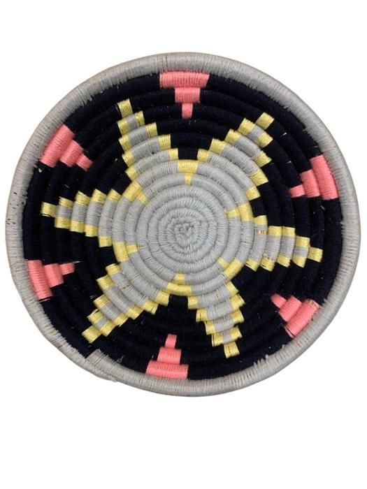 Paniers et Assiettes en Osier Marocain – 35 cm – Décoration Murale en Gris Noir et Rose