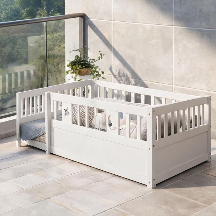 Lit enfant 90x190 cm avec barrière verrouillable pin massif blanc aux décors étoile et lune