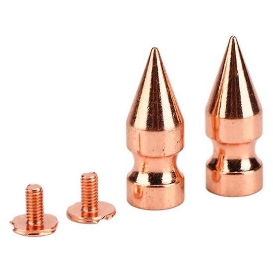 S.T. DUPONT - BRIQUET en métal doré à décor de pointes de diamant