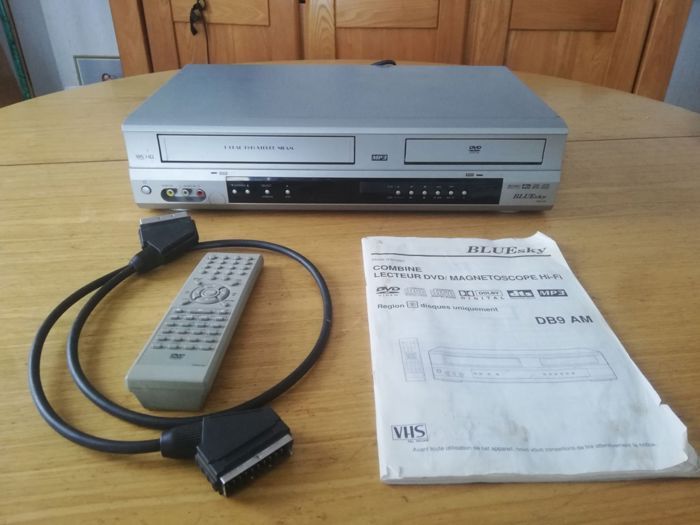 COMBINE MAGNETOSCOPE LECTEUR DVD - BLUESKY DB9