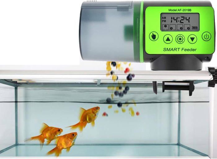 Comparer les prix de Automatique Distributeur Nourriture pour Poissons avec Minuterie et LCD pour Aquarium couleurs multiples YYV