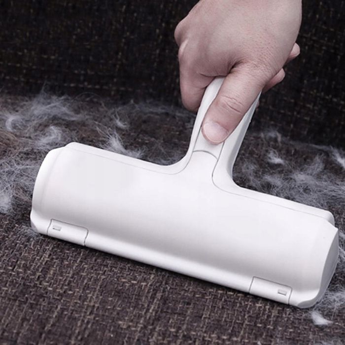 BROSSE ROULANTE POUR NETTOYER LES POILS DE CHIEN