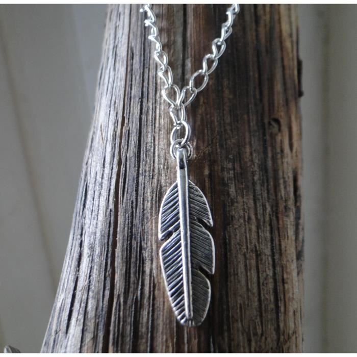 collier pendentif plume d'indien argentée