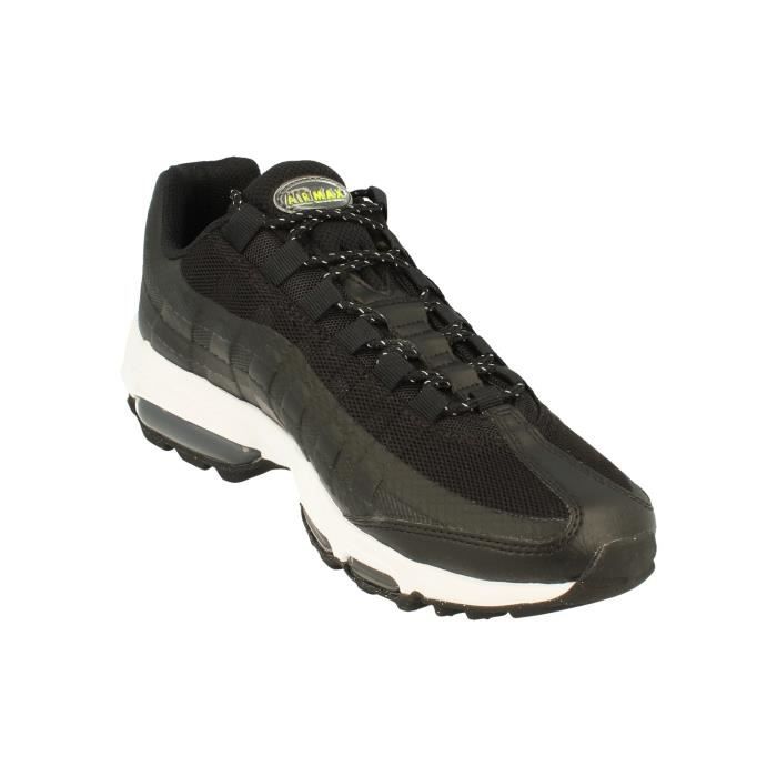 black and white air max 95 ultra