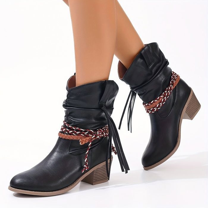 Boots femme boucle tressee a pompon talon epais bout rond confortables noir noir Cdiscount Chaussures