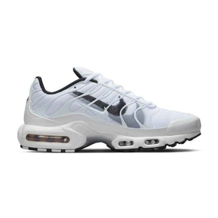 Nike noir shop semelle blanche