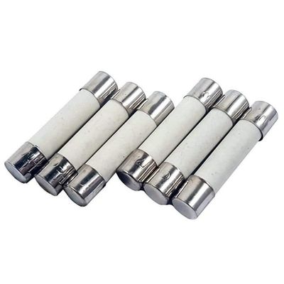 FUSIBLE VERRE 5X20 4A 250V SACHET DE 3 FUSIBLE VERRE 5X20 4A 250V SACHET DE 3