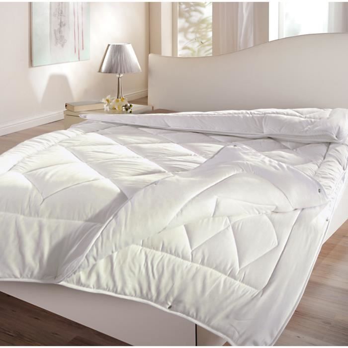 Couette D'été Légère CelinaTex First Class - 135x200 Cm, Ultra Légère, Respirante, Lavable 95°C, Oeko-Tex - 7