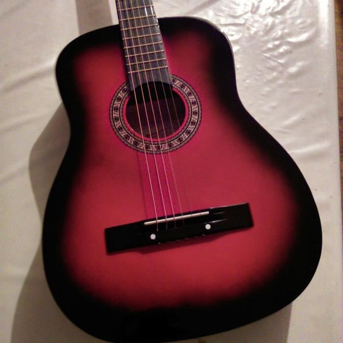 GUITARE SÈCHE ACOUSTIQUE 38 GUITARE SÈCHE ACOUSTIQUE 38