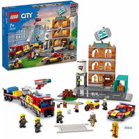 LEGO 60321 City Fire La Brigade Pompiers, Jeu de Construction avec Minifigurines, Jouet Camion, Moto et Remorque, pour Garcon