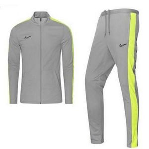 Ensemble survetement Nike Cdiscount