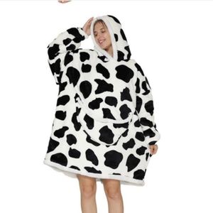COUVERTURE - PLAID Kalavika Robe Couverture en peluche à manches TV plaids Super Doux chaud Grande Sweat à capuche Robe de chambre, Vaches